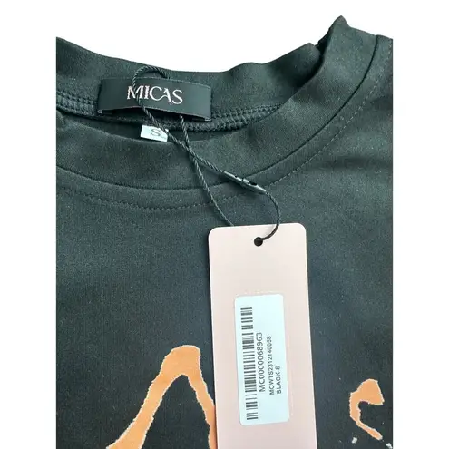 Micas  Women's Small Black Orange Star Print Crew Neck Short Sleeve Crop Top