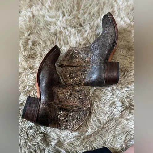 SENDRA Studded and Crackled Leathers Boots size 7 Brown