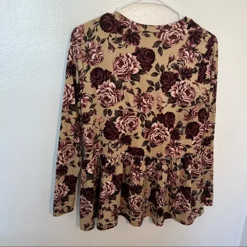 Agnes & Dora Relaxed Ruffle Top Taupe Rose Floral