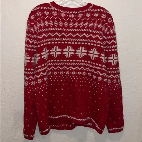 Vintage Holiday Sweater Red Sweater with Penguins and snowflakes fair isle Size L