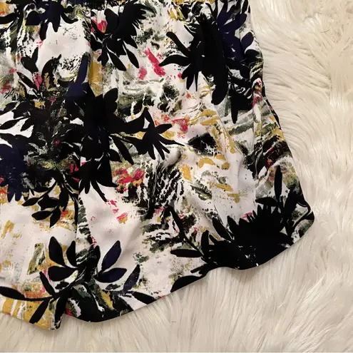 Valerie Stevens Dressy Shorts White Black Floral