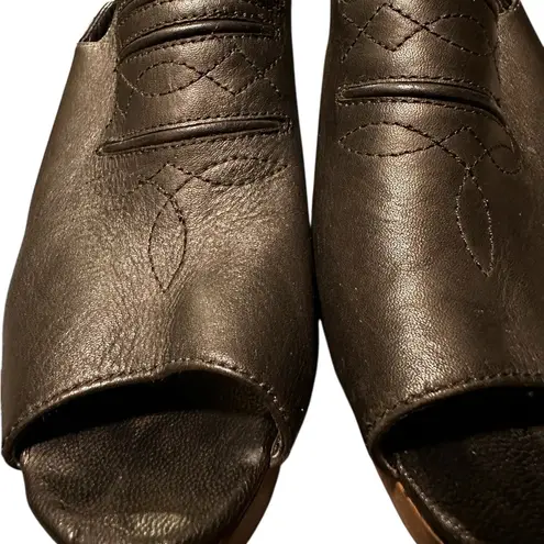 Rachel Comey Western Stitch Peep Toe Sling Back Leather Mule Heels Size 6.5
.