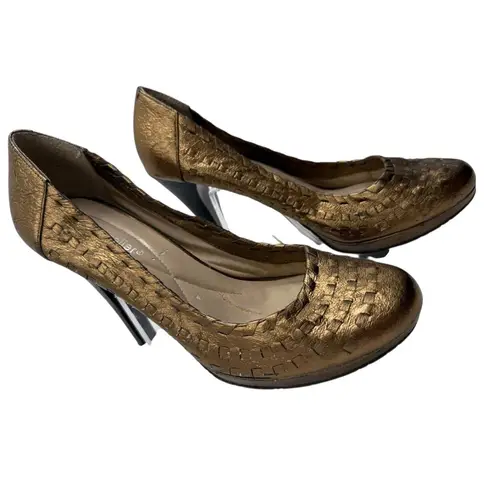 Andrew Geller Golden Goddess Woven Heels Step Up Your Shoe Game