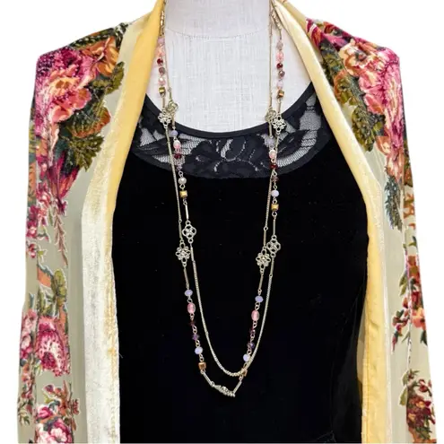 Vintage Uranium Vaseline Glass Bead Long Double Strand Necklace Gold Tone