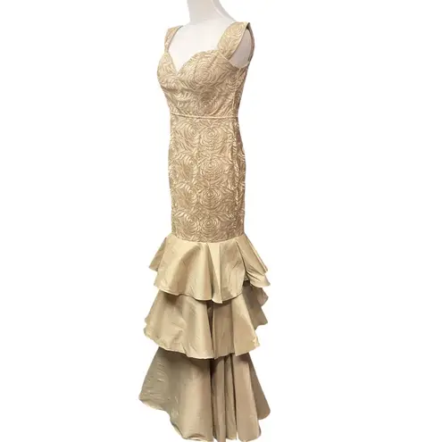 Maniju Floral Sleeveless Tiered Mermaid Style Skirt Prom Dress Size Medium NWT