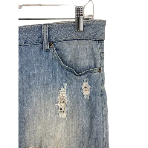 American Vintage Vintage Y2K Mini Skirt Womens 34" Low Rise Distressed Denim Light Wash