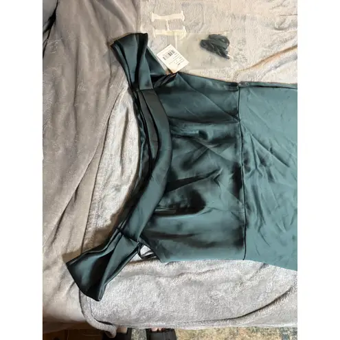 NWT Dessy Size 14R DRAPED PLEAT OFF