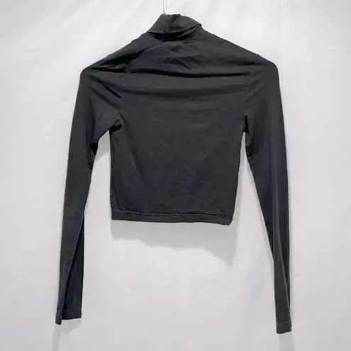 Divided Cropped turtle neck XXS  by H&M grey gray long sleeved crop turtle neck