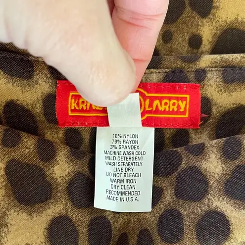 Women’s Krazy Larry leopard animal print straight leg pull on pants Size 4 Tan