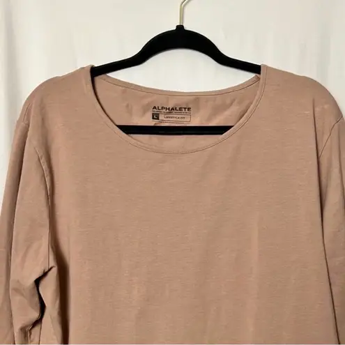 Alphalete  Tan LifeStyle Fit Long Sleeve Tee Size Large - Image 2