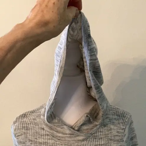 Dakini NWOT szXS heathered grey LS hoodie w/ front pockets & thumb hole sleeves Gray Size XS