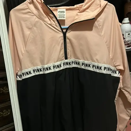 PINK - Victoria's Secret Pink Vs windbreaker . Great condition