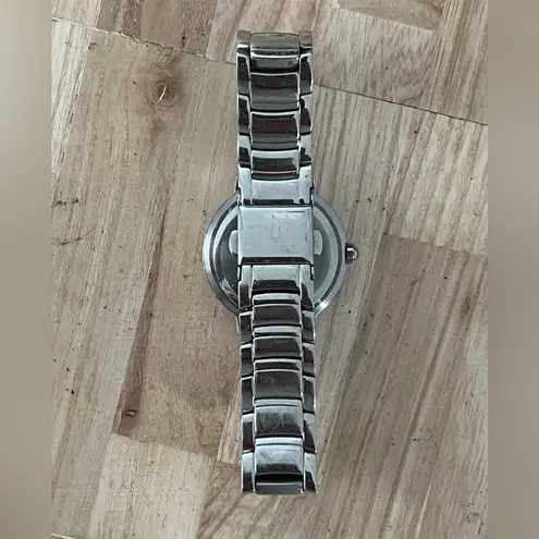 Bulova Ladies Watch Crystal Embellishments Pearl Dial Crystal Markers