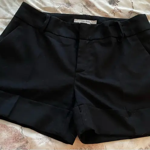 ZARA  black wool blend lagenlook dark academia shorts with pockets, size M fall