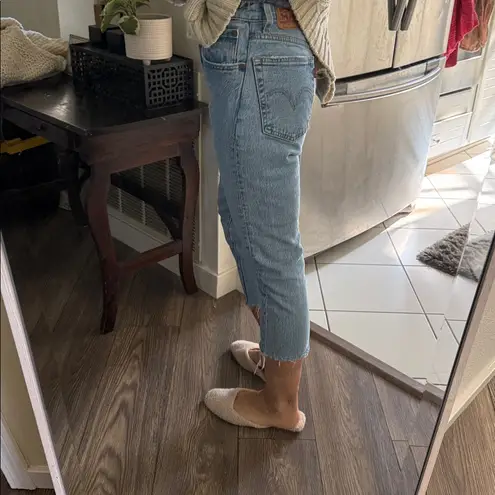 Light Blue Levi’s 502 Jeans cropped size 25