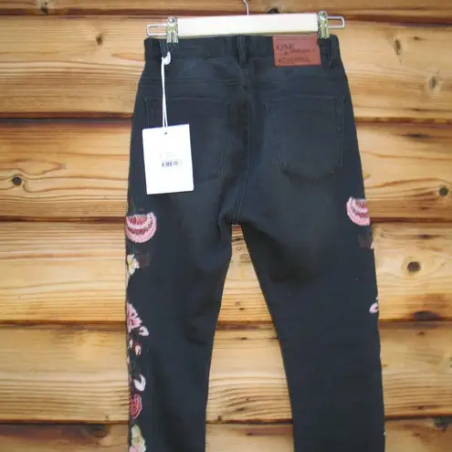 One Teaspoon NWT  Embroidered Bird Of Paradise Jeans