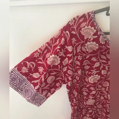 WORLD MARKET Divya Boho Blouse Top Size S/M Red Floral Beachy 70s Retro Festival