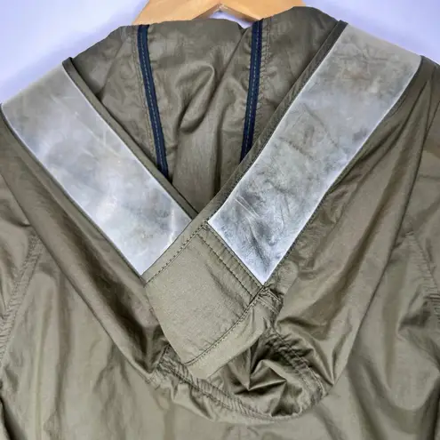 Victorinox Army Green Long High Low Mesh Lightweight Jacket Small