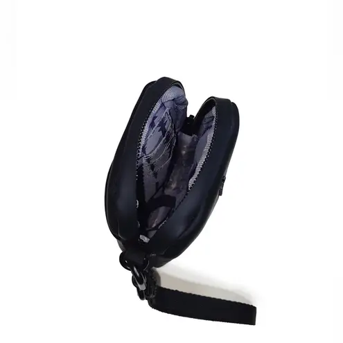 Thacker Black Cocoon Phone Wallet