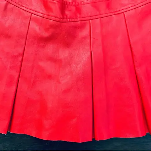 SHEIN Red Pleated Leather Mini Skirt as seen on Alix Earle @ Coachella | Size S