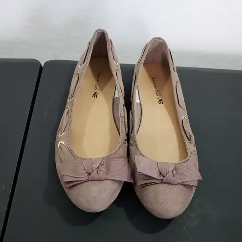 American Eagle  Womens 6.5 Becky Grommet Ballet Flats Taupe Suede Casual Bow