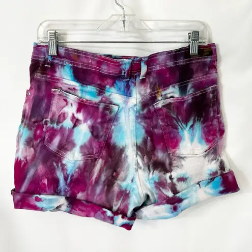 Gloria Vanderbilt Size 12 Denim Shorts Handmade Tie Dye Blue Purple Mom VTG 332