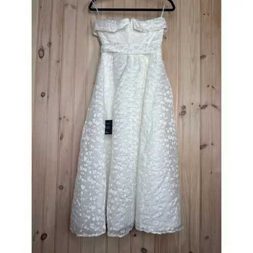 NWT Lulus Enviable Grace White Burnout Strapless Belted Midi Dress Wedding Sz M Size M