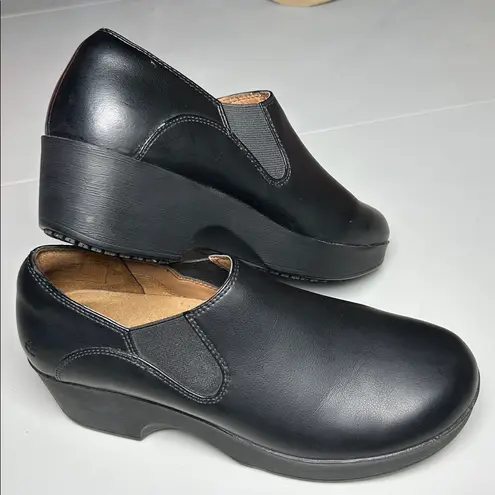 Shoes For Crews Clogs Women's Size 8 Black Slip-On Water Resistant Work Shoes