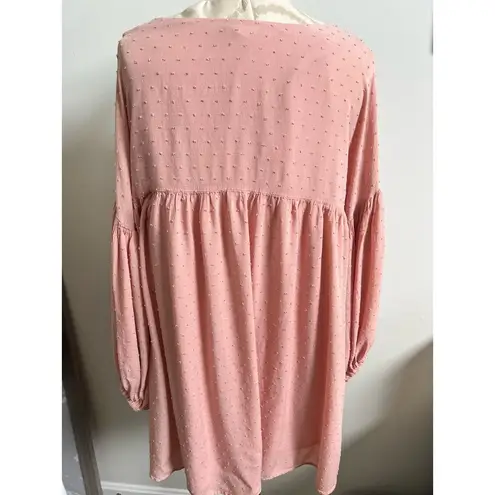 Versona Polka Dotted 3/4 Sleeve V-Neck Lined Babydoll Top Medium