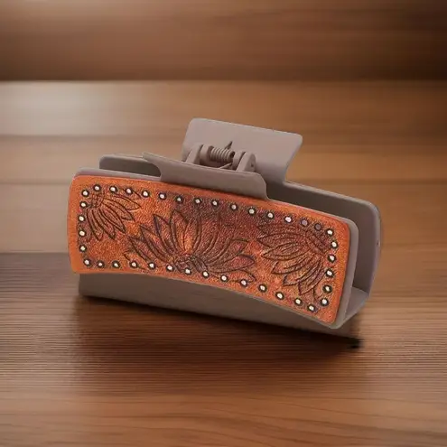 Women’s Matte Western Sunflower Pattern Design Craft Claw Clip,Faux Leather NEW Brown