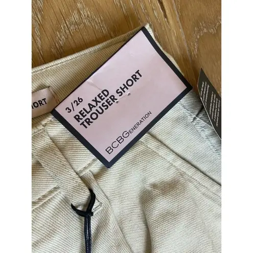 BCBGeneration BCBG Generations Women's Relaxed Trouser Shorts - color Ivory size 3/26 NWT