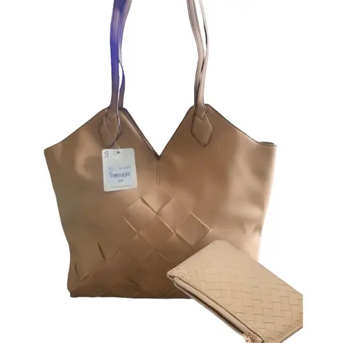 a.n.a NWT Francis Tote Bag ***Item: P7