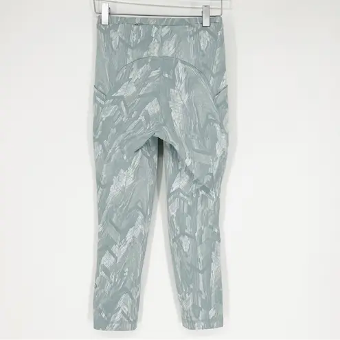 Lululemon  Swift Speed Reverberated Chevron Jacquard Crop Leggings 4 - Image 3