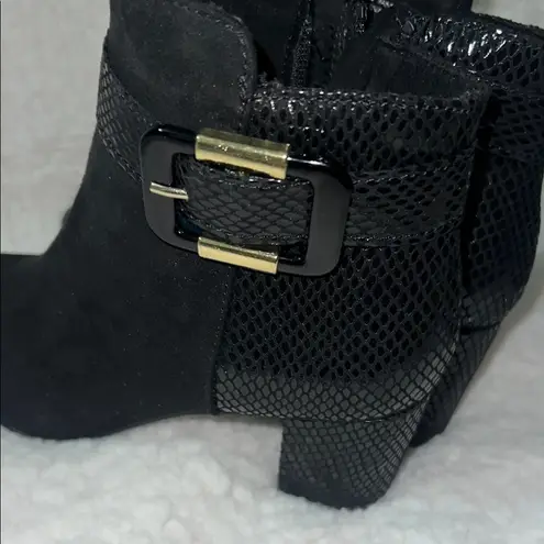 Karen Scott Karen Scott Black Heeled Boots with Sleek Silhouette