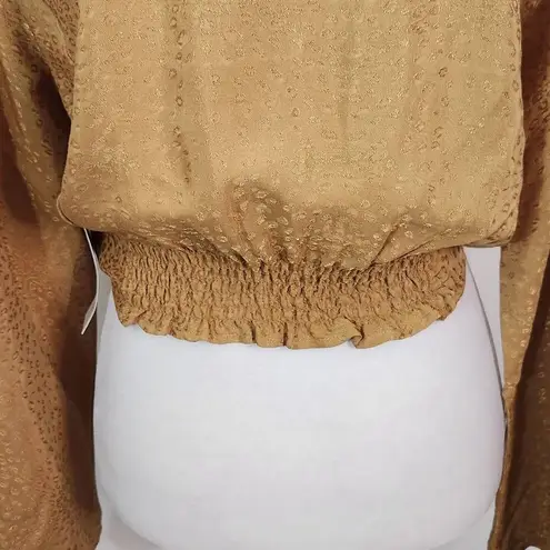 Kirious Tan Leopard Print Crop Top NWT Size Medium Tan Leopard Print Top