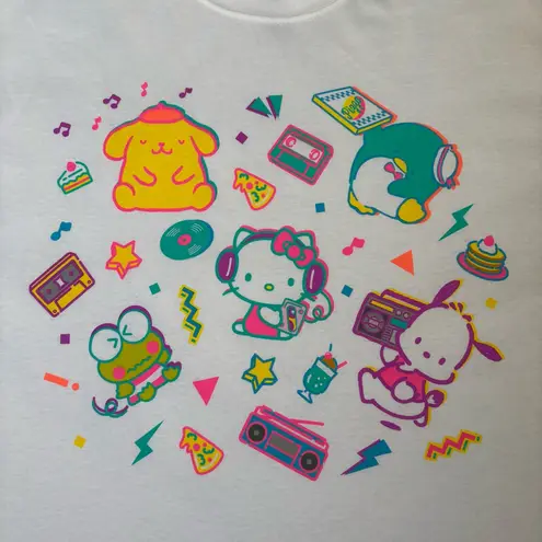 NWOT Hello Kitty Sanrio Loot Crate Graphic Tee in White size Adult M Size M