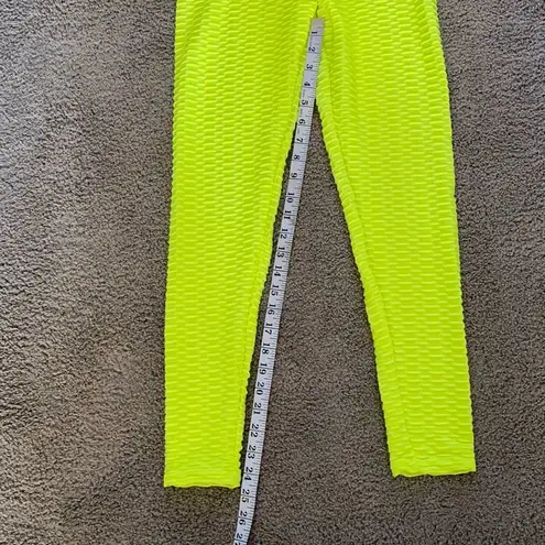Women’s Leggings/High Waisted Yoga Pants Textured Neon Yellow Fabric Size S NEW