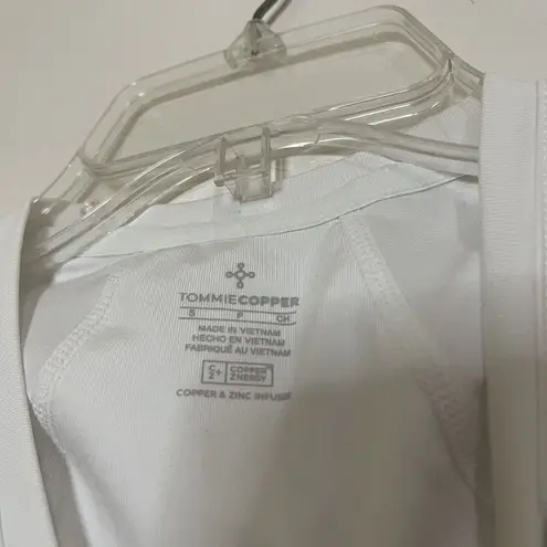 Tommie Copper Pro Grade Short Sleeve Shoulder Upper Back Pain White Shirt Small White