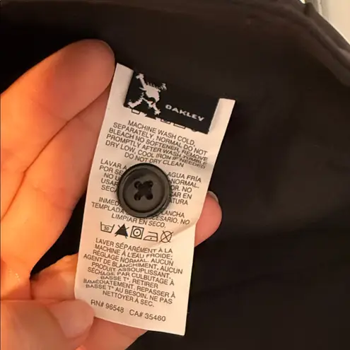 Oakley NWT Women's Black Shorts. Size 12