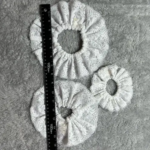White Lace Hair Scrunchies Set