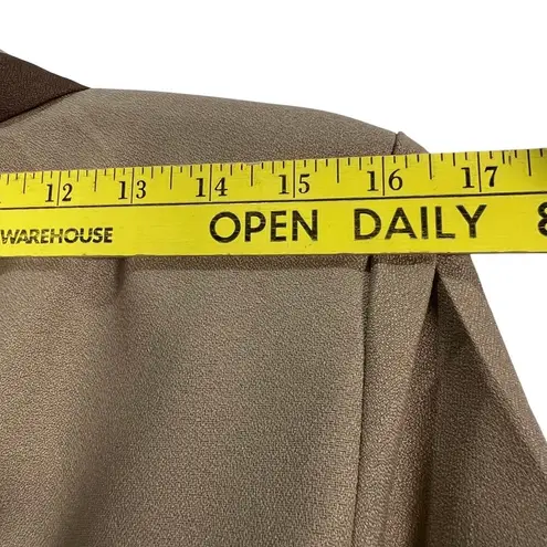 Wear Abouts Vintage Made in the USA Brown Tan Button Down Blazer Shoulder Pads Size M