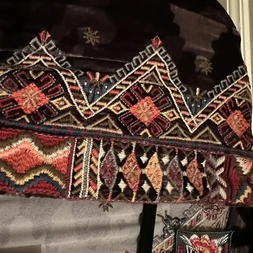 Johnny Was Embroidered Ravi silk blend Velvet Jacket/Kimono NWT (oversized)