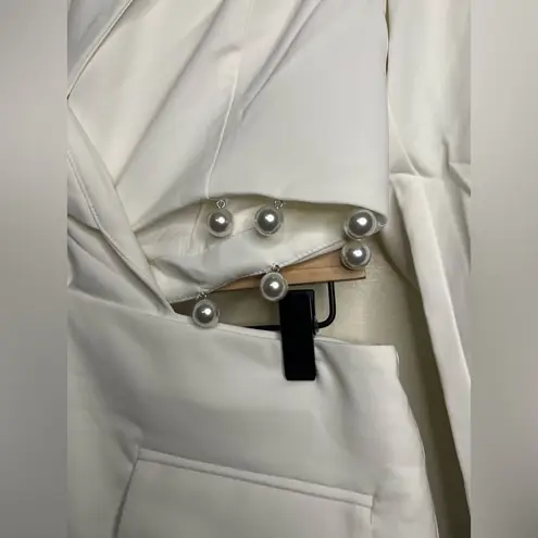 Lavish Lice Lavish Alice White Pearl Cut-Out Blazer Dress Size 10 Bridal Bachelorette NWT