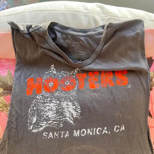 Hooters logo muscle tank top