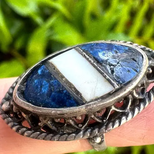925 Sterling Silver Ring with Lapis and Mother of Pearl