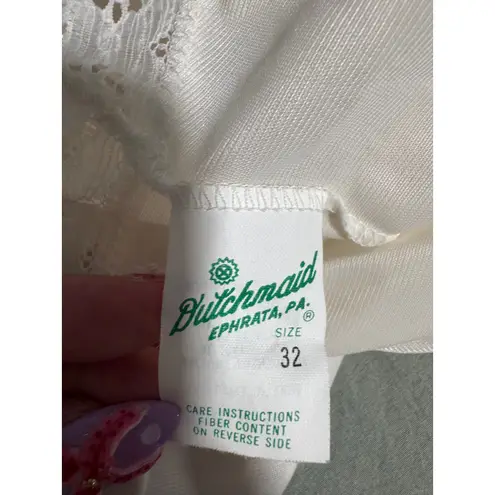Vintage Dutchmaid White Lingerie Top Lace Trim Cami Sleeveless Size 32 Nylon