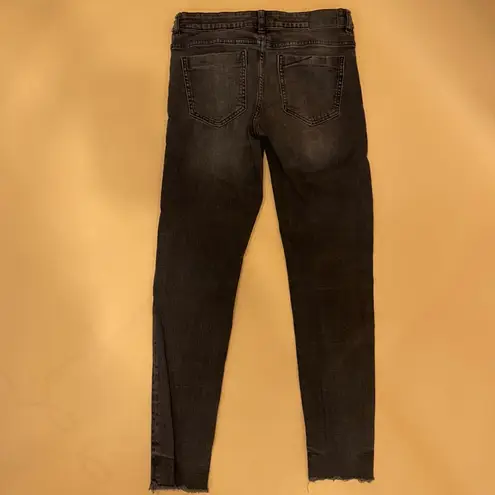 ZARA  Black Faded Distressed Mid Rise Raw Hem Denim Skinny Jeans Size 4