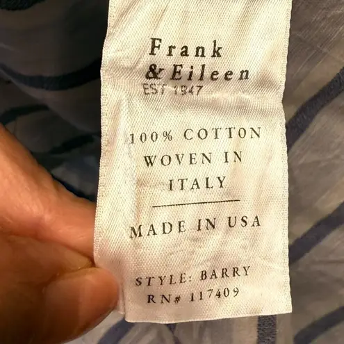 Frank & Eileen Barry Blue Button Up White Striped Lightweight Crinkle Large