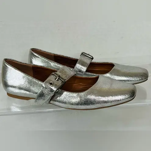 DV by Dolce Vita Silver Marcello Buckle Strap Mary Jane Flats, Sz 9.5, NWOB