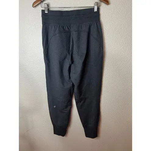 Lululemon Metro Miles Jogger Pants in Heathered Graphite Grey 6 Gray